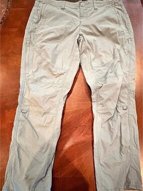 KÜHL Women’s 16 Short Olive Green Cotton Blend Outdoor Hiking Utility Pants